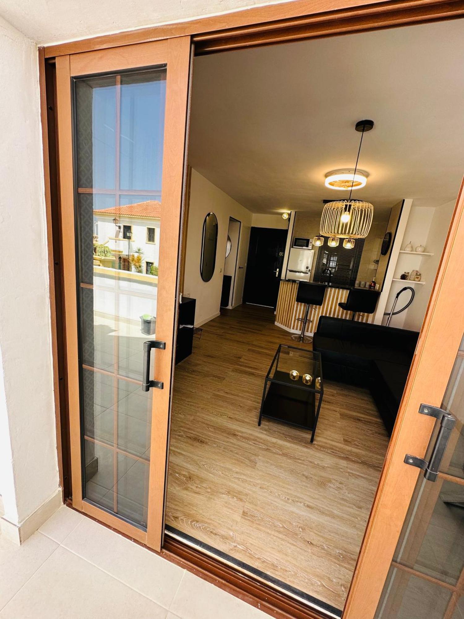 Windsor Park Spacious Apartment In Costa Adeje Exteriör bild